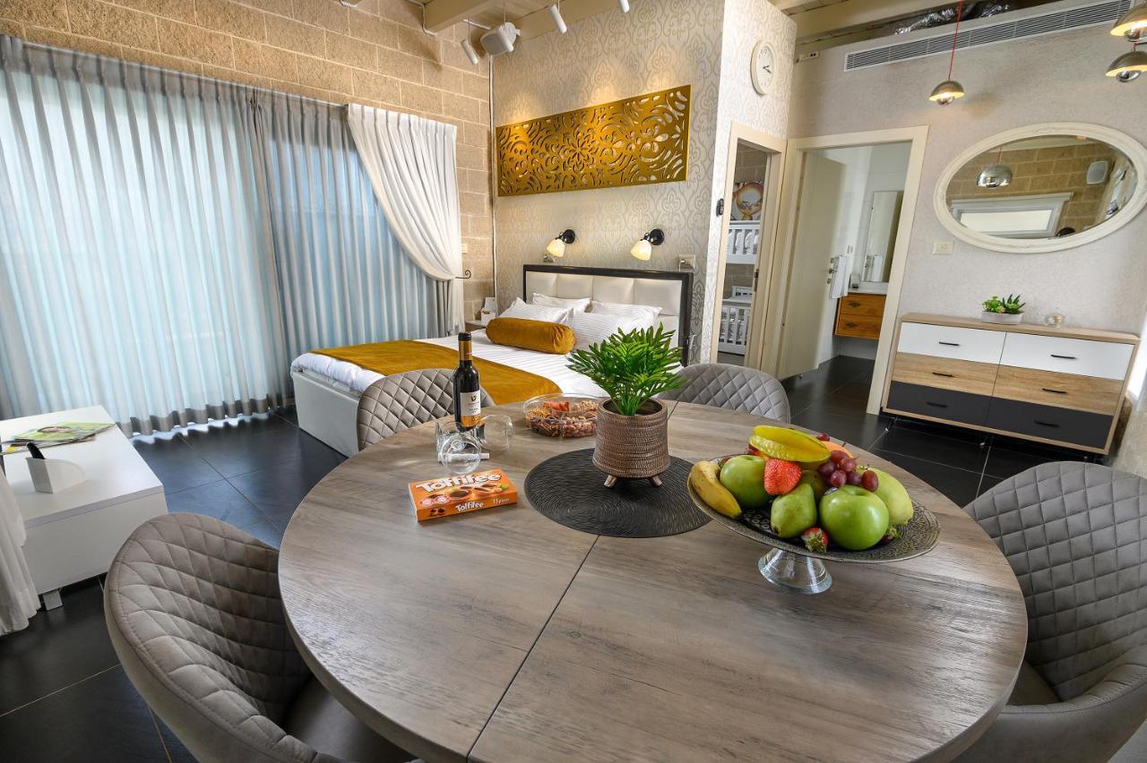 Villa אחוזת מיא - סוויטות בוטיק על המים Goren Exterior foto